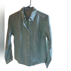 L.L. Bean Light Green Casual Button-Down Shirt